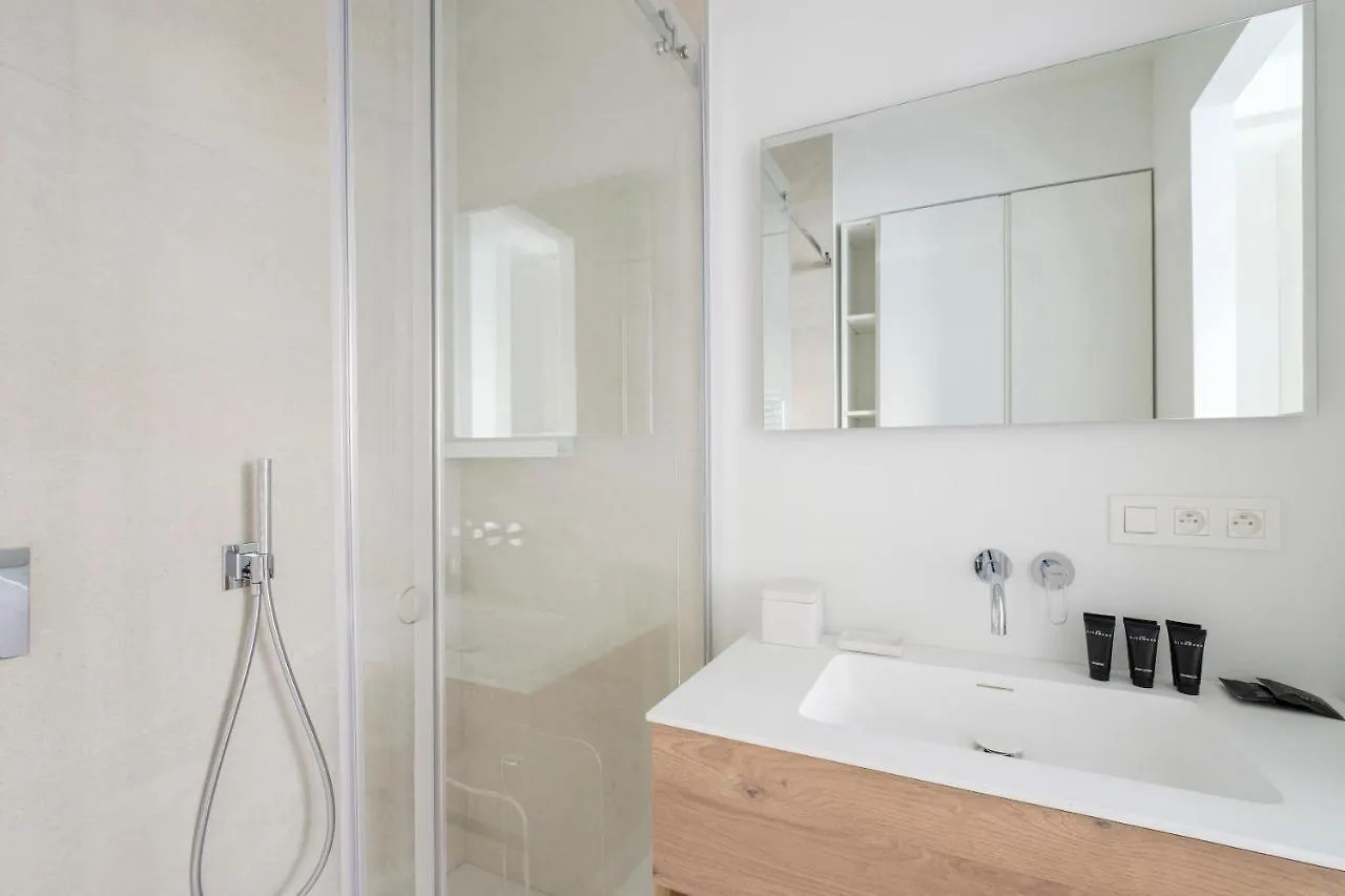 Apartment Nice 1 Bedroom With Balcony Avenue Louise Brussels Belgium
