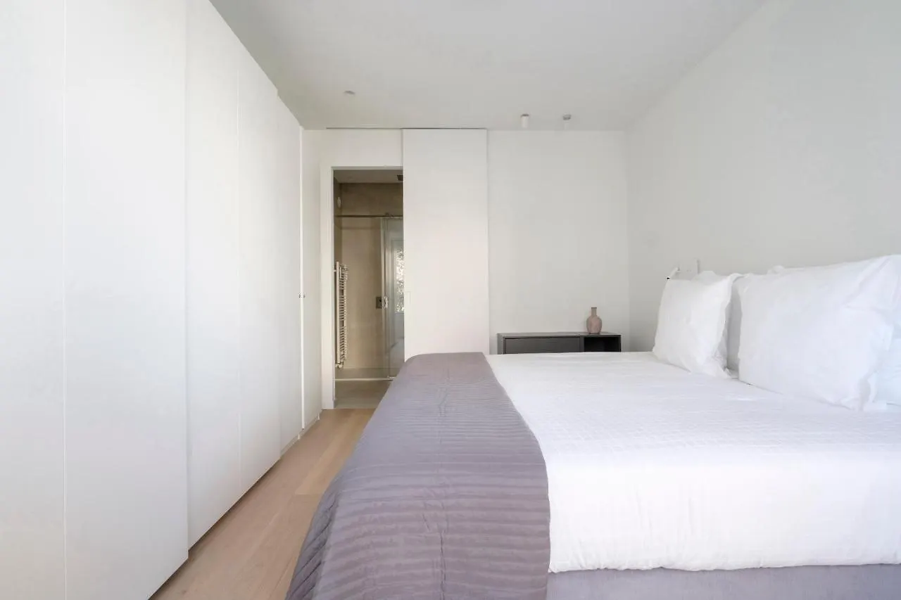 Nice 1 Bedroom With Balcony Avenue Louise Brussels Belgium